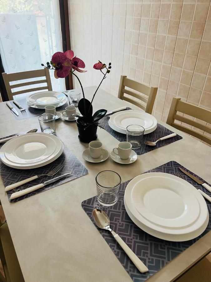 Casa Vacanza Elena 2 فيرونا المظهر الخارجي الصورة