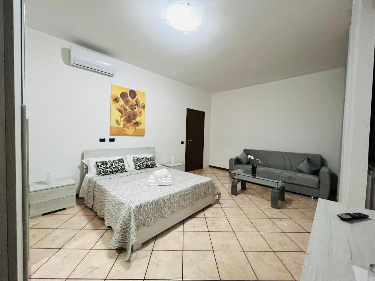 Casa Vacanza Elena 2 فيرونا المظهر الخارجي الصورة